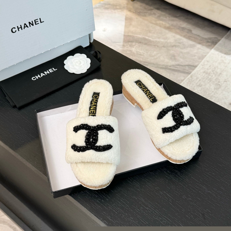 Ch*el slippers